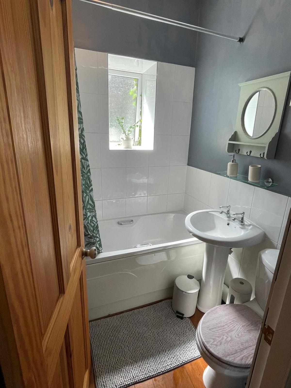 The Little Hideaway - Historic Gem Off Haworth Main Street Villa Екстериор снимка